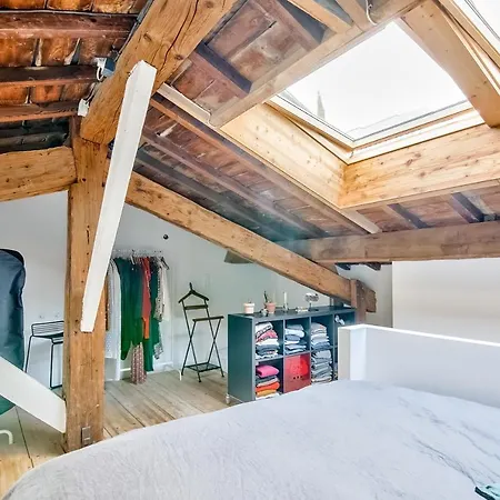Large With Terrace ** ** * Toulouse